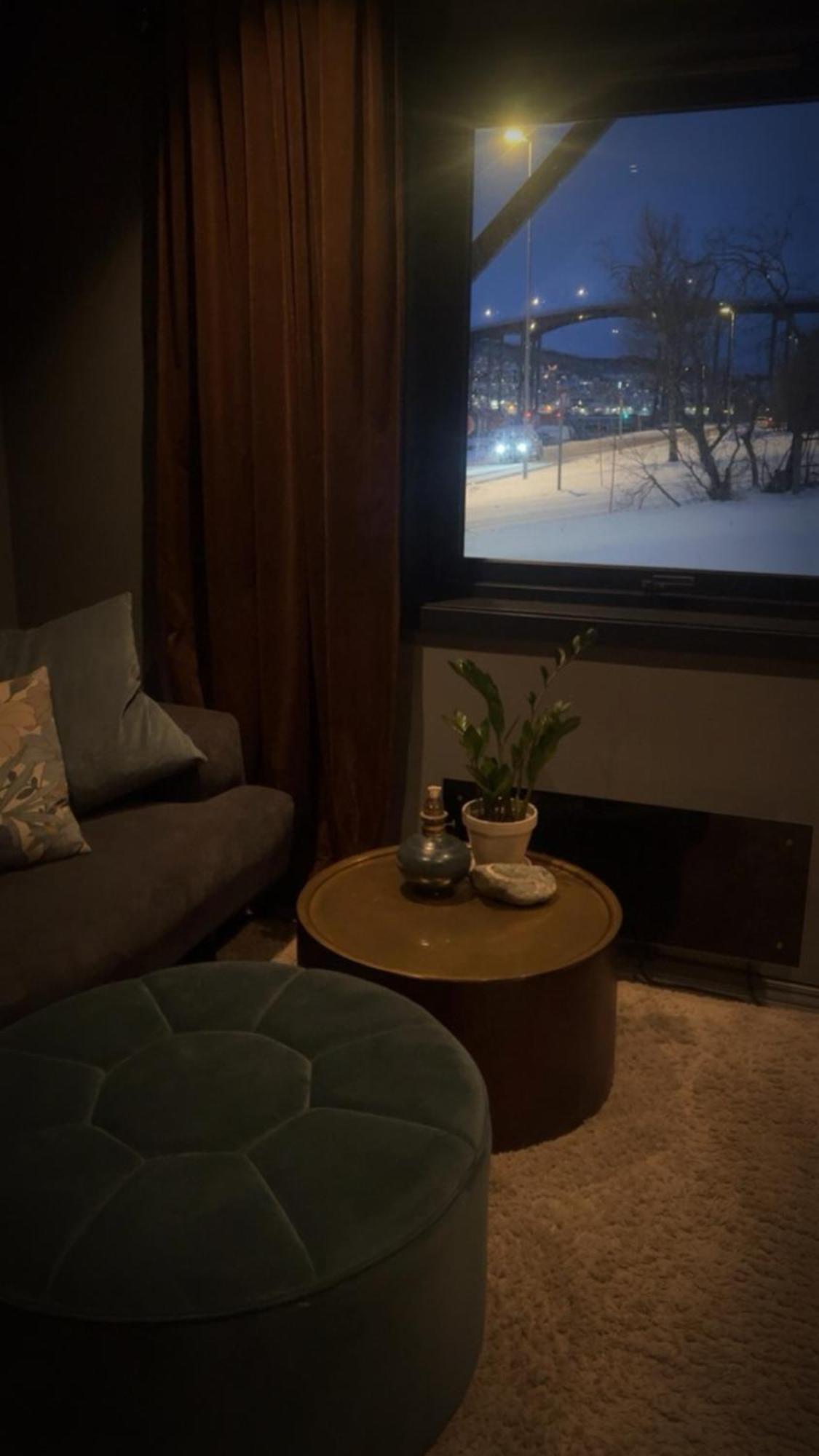 Anna'S Apartment, Tromsdalen Тромсё Экстерьер фото